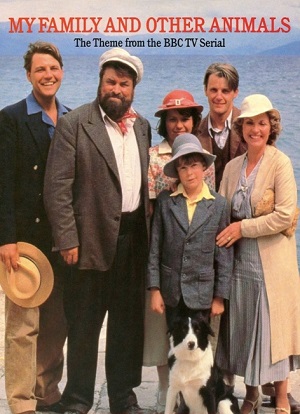 Постер к hd онлайн сериалу: Моя семья и другие животные/My Family and Other Animals (1987)