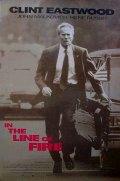 На линии огня - In the Line of Fire (, 1993) Смотреть бесплатно